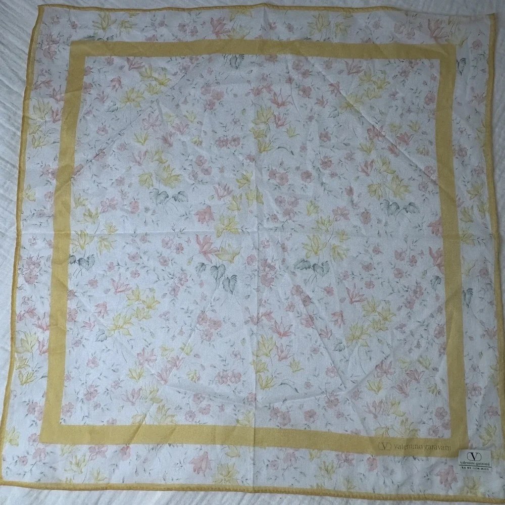 Valentino Garavani Scarf Handkerchief Floral Cotton White Yellow Pink Logo 16.5